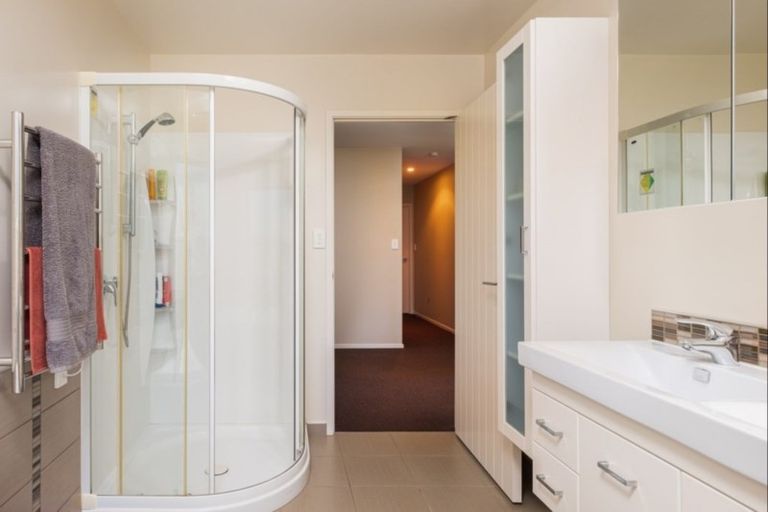 Photo of property in 30 Sirrah Street, Okitu, Gisborne, 4010