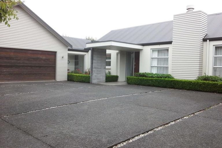 Photo of property in 32d Ainslee Street, Highlands Park, New Plymouth, 4312