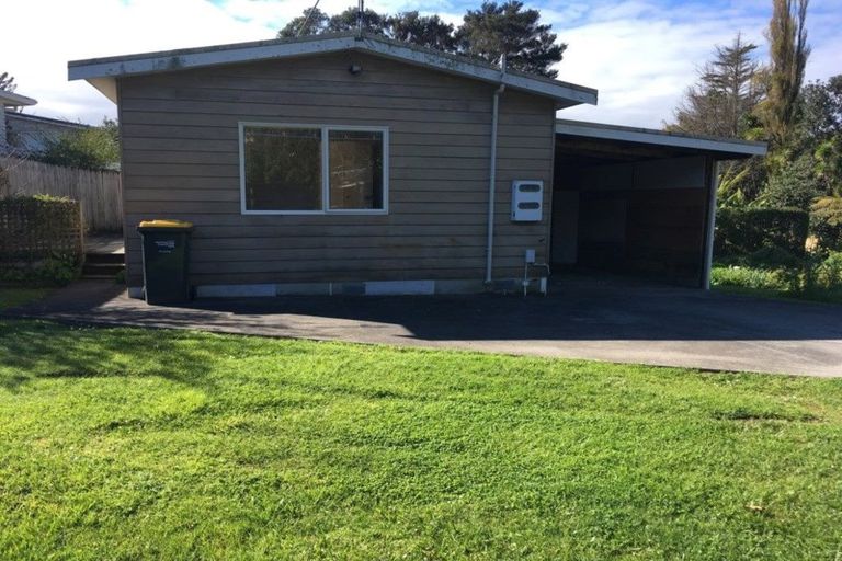 Photo of property in 39 Weldene Avenue, Glenfield, Auckland, 0629