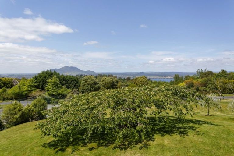 Photo of property in 22 Blue Ridge Drive, Acacia Bay, Taupo, 3385