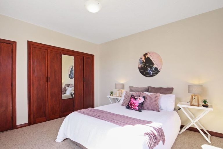 Photo of property in 256 Cranford Street, St Albans, Christchurch, 8052