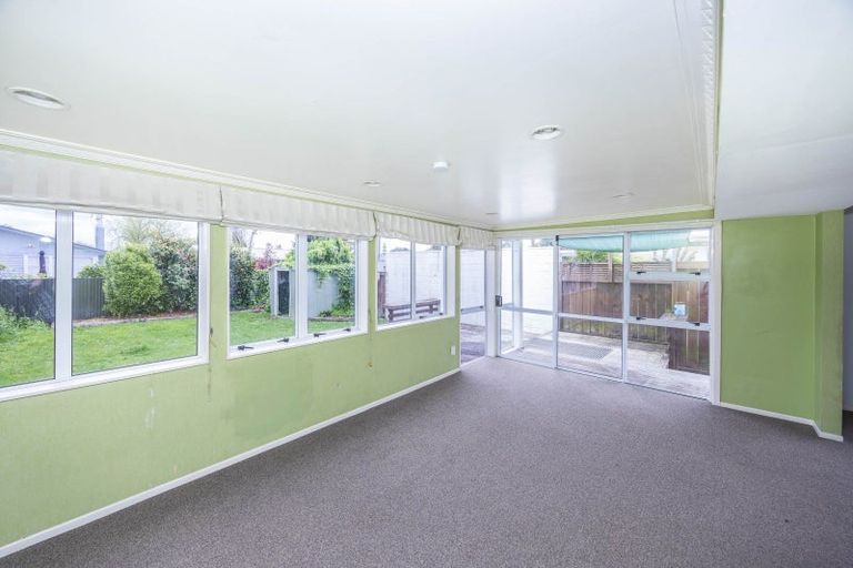 Photo of property in 27 Fuchsia Avenue, Pukete, Hamilton, 3200