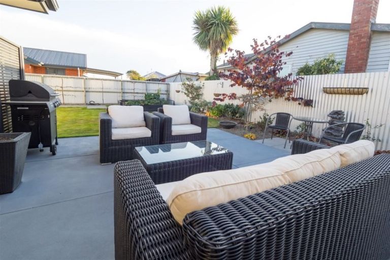 Photo of property in 16 Johnstone Street, Tinwald, Ashburton, 7700