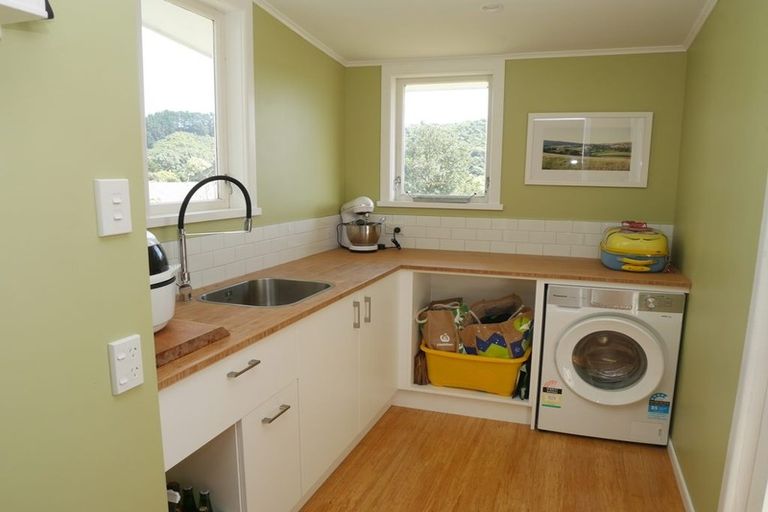 Photo of property in 80 Valley Road, Paraparaumu, 5032