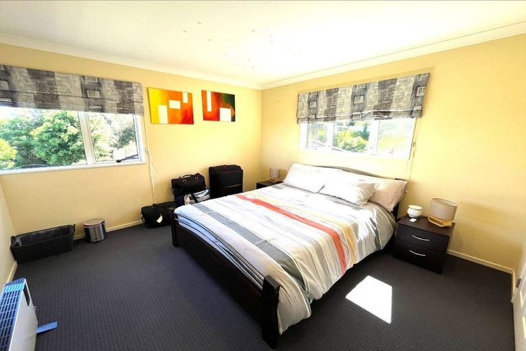 Photo of property in 10 Michael Bosher Way, Flat Bush, Auckland, 2019
