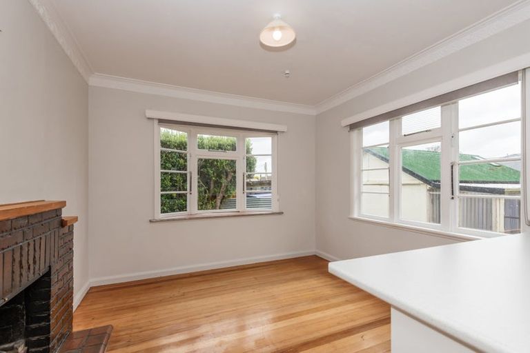 Photo of property in 99 Churchill Avenue, Hokowhitu, Palmerston North, 4410