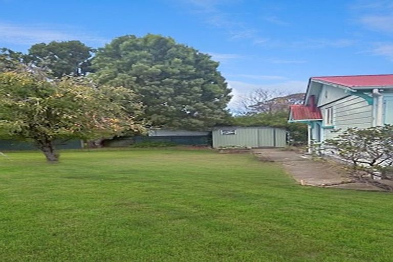 Photo of property in 7 Windsor Street, Dannevirke, 4930