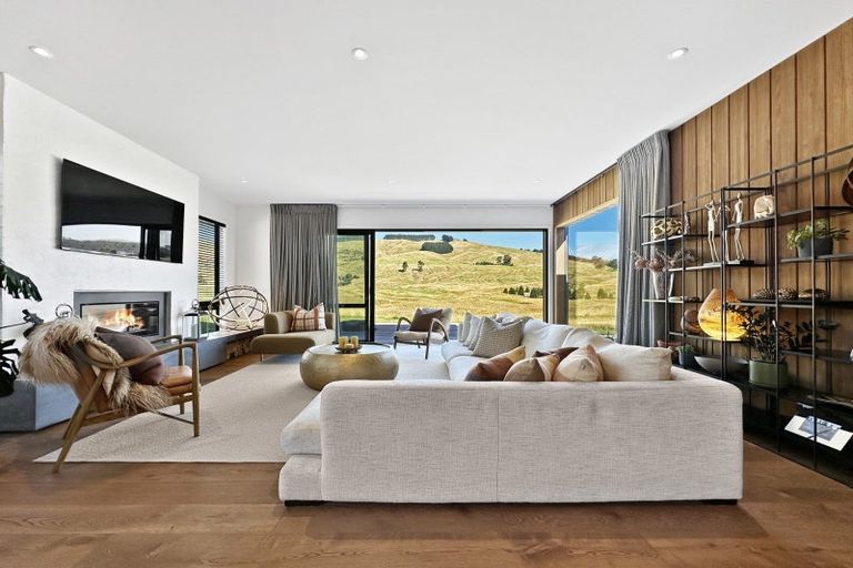 Photo of property in 14 The Fairways, Kinloch, Taupo, 3377