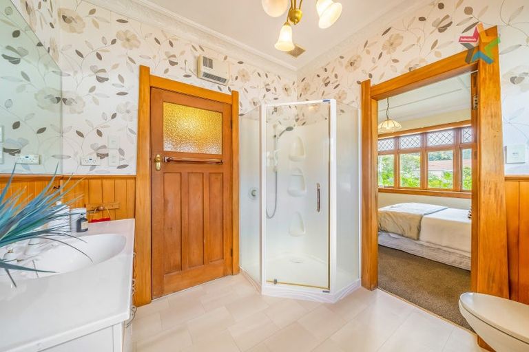 Photo of property in 19 Burnside Street, Waterloo, Lower Hutt, 5011