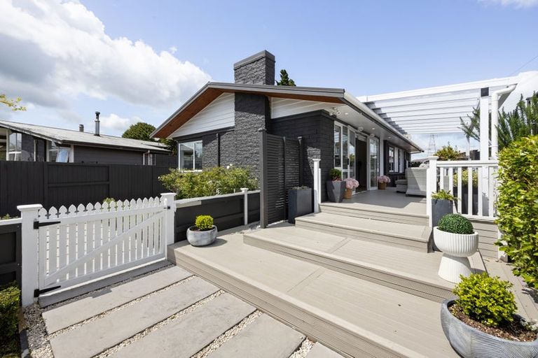 Photo of property in 6 Erika Place, Fairview Downs, Hamilton, 3214