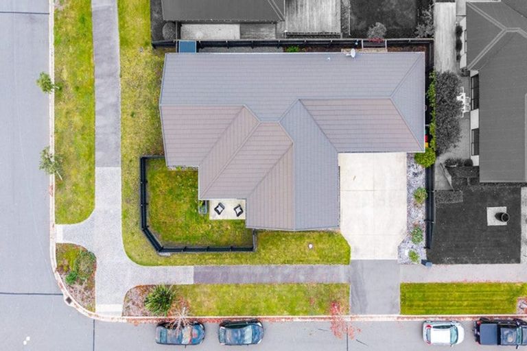 Photo of property in 30 Te Whenu Crescent, Marshland, Christchurch, 8083