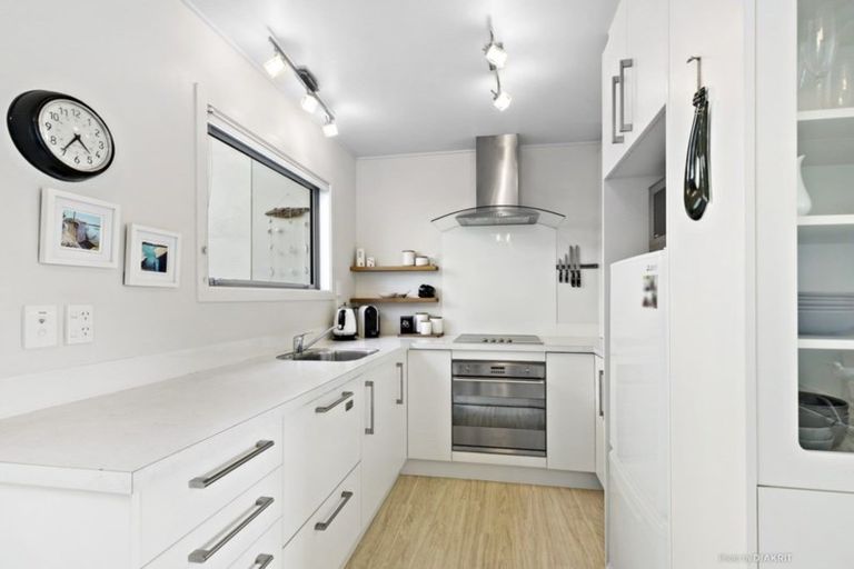 Photo of property in 3/222 The Esplanade, Island Bay, Wellington, 6023