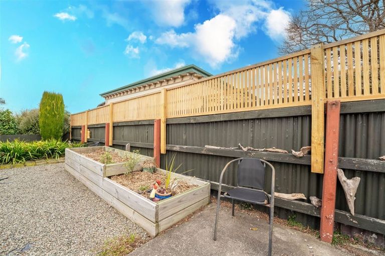 Photo of property in 2/102a Wai-iti Road, Highfield, Timaru, 7910