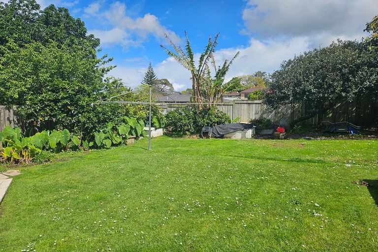 Photo of property in 43 Margaret Road, Papatoetoe, Auckland, 2025