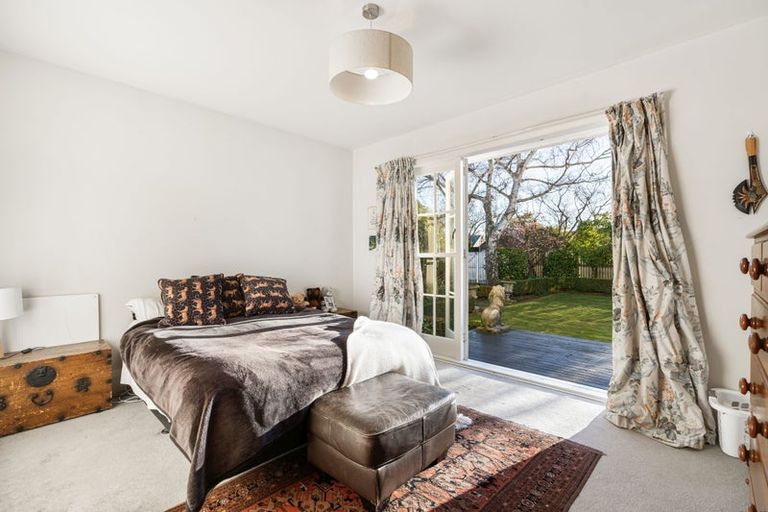 Photo of property in 48 Withells Road, Avonhead, Christchurch, 8042