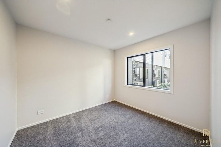 Photo of property in 18c King Street, Upper Hutt Central, Upper Hutt, 5018