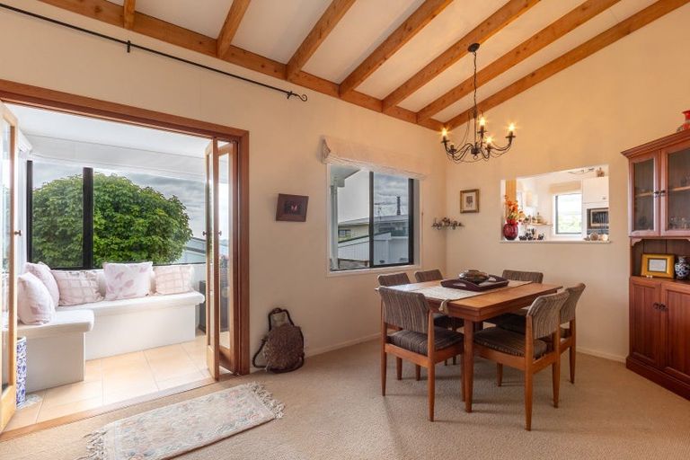 Photo of property in 117a Winara Avenue, Waikanae, 5036