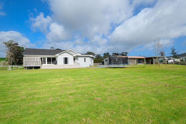 Photo of property in 123 Hunter Road, Taupaki, 0782