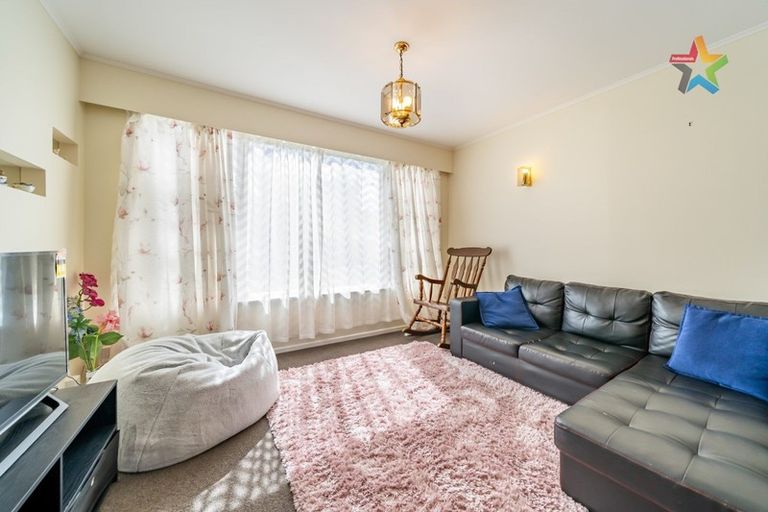 Photo of property in 33a Percy Cameron Street, Avalon, Lower Hutt, 5011