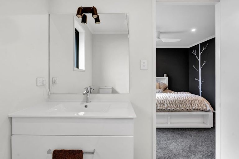 Photo of property in 6 The Terrace, Bell Block, New Plymouth, 4312