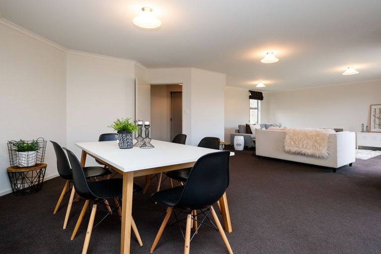 Photo of property in 28 Branigan Parade, Kelvin Grove, Palmerston North, 4414