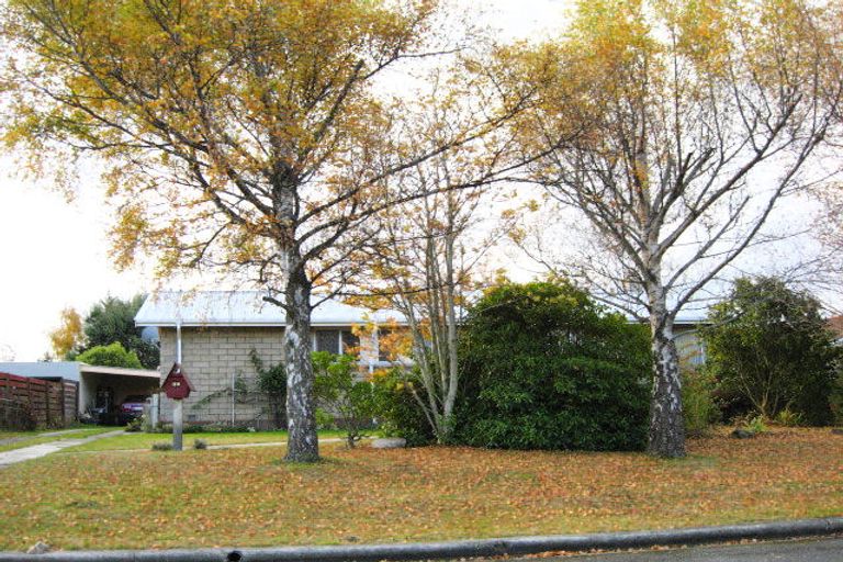 Photo of property in 29 Roseness Street, Palmerston, 9430