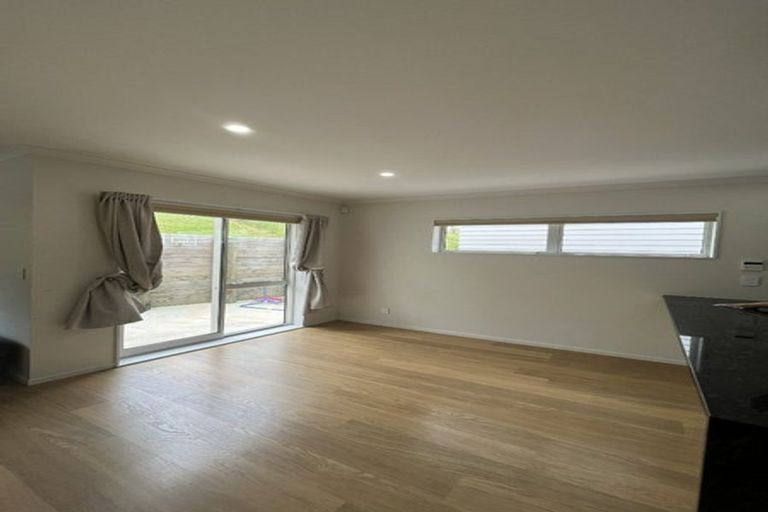 Photo of property in 37 Stockport Grove, Churton Park, Wellington, 6037