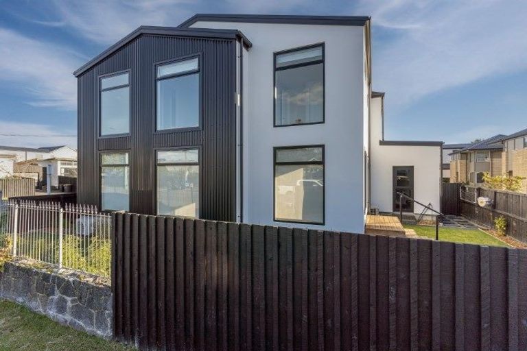 Photo of property in 47 Canon Street, St Albans, Christchurch, 8014