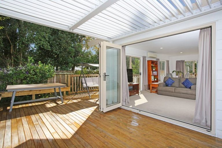 Photo of property in 50a Kitchener Road, Waiuku, 2123