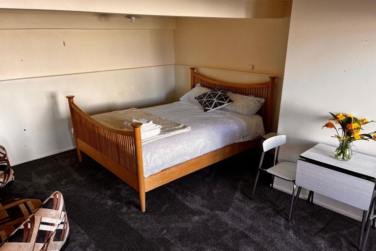 Photo of property in 9 Lerwick Terrace, Melrose, Wellington, 6023