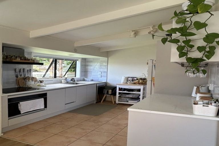 Photo of property in 3a Universal Drive, Henderson, Auckland, 0610