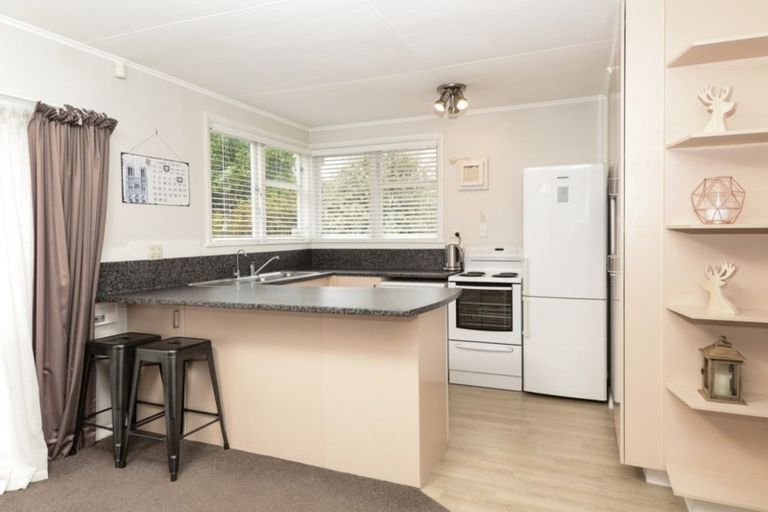 Photo of property in 8 Seamer Place, St Andrews, Hamilton, 3200