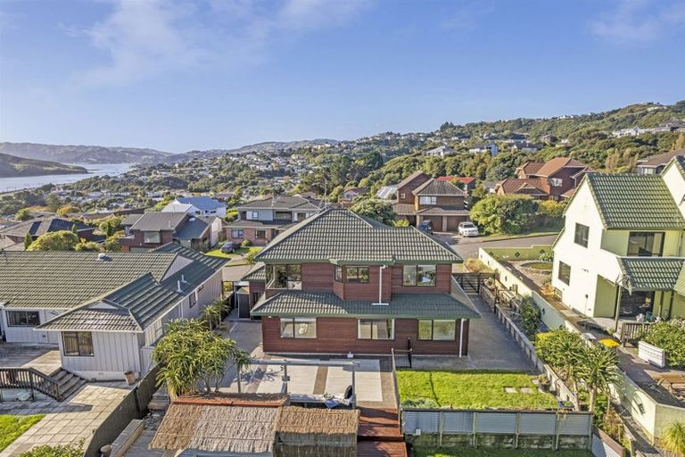 Photo of property in 22 Halladale Road, Papakowhai, Porirua, 5024