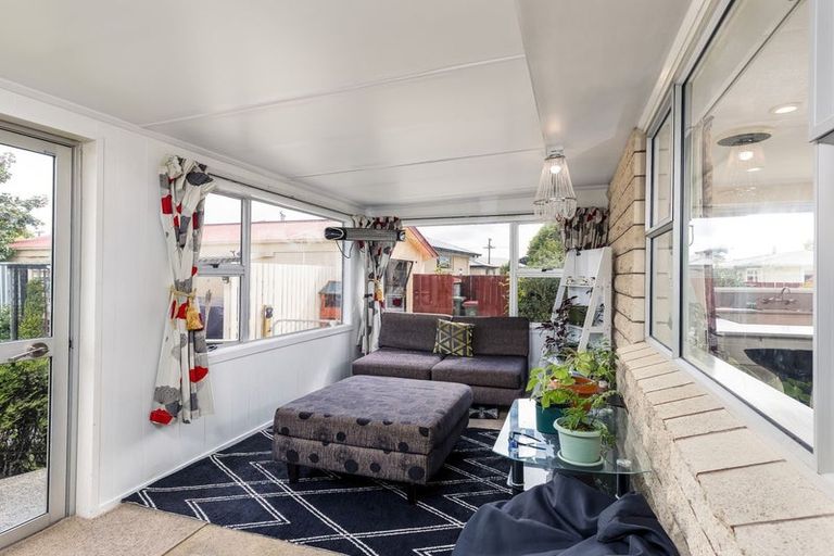 Photo of property in 20 Paul Street, Waimate, 7924