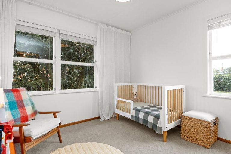 Photo of property in 16 English Street, St Andrews, Hamilton, 3200