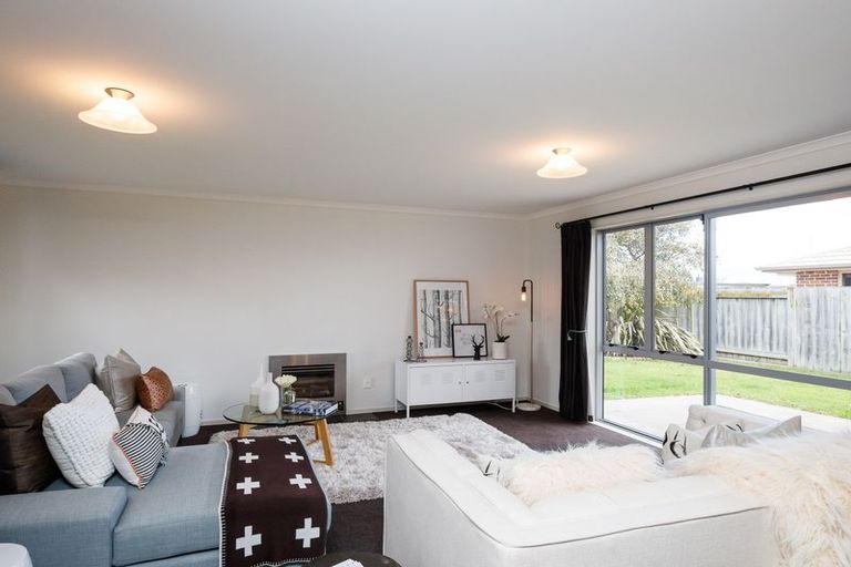 Photo of property in 28 Branigan Parade, Kelvin Grove, Palmerston North, 4414