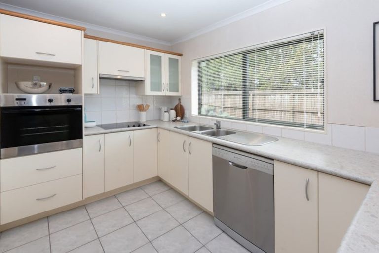 Photo of property in 51c Moore Street, Howick, Auckland, 2014