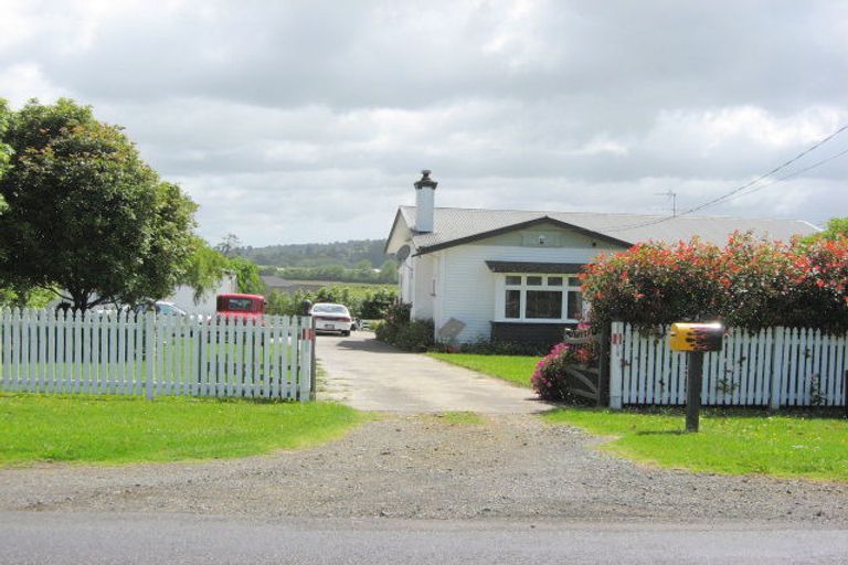 Photo of property in 74 Ponga Road, Opaheke, Papakura, 2584