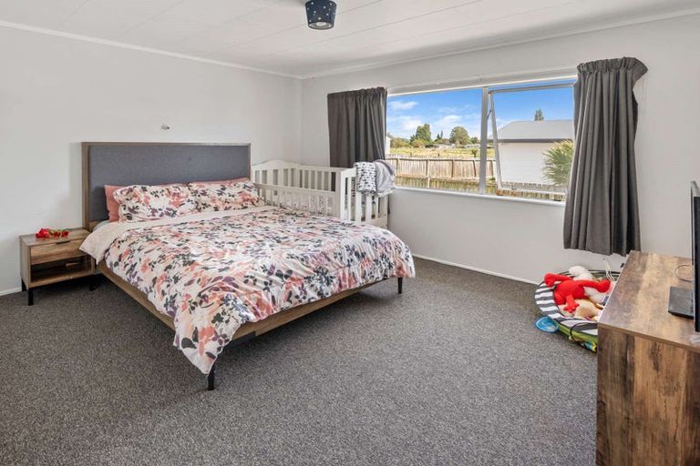 Photo of property in 89a Pohutukawa Drive, Owhata, Rotorua, 3010