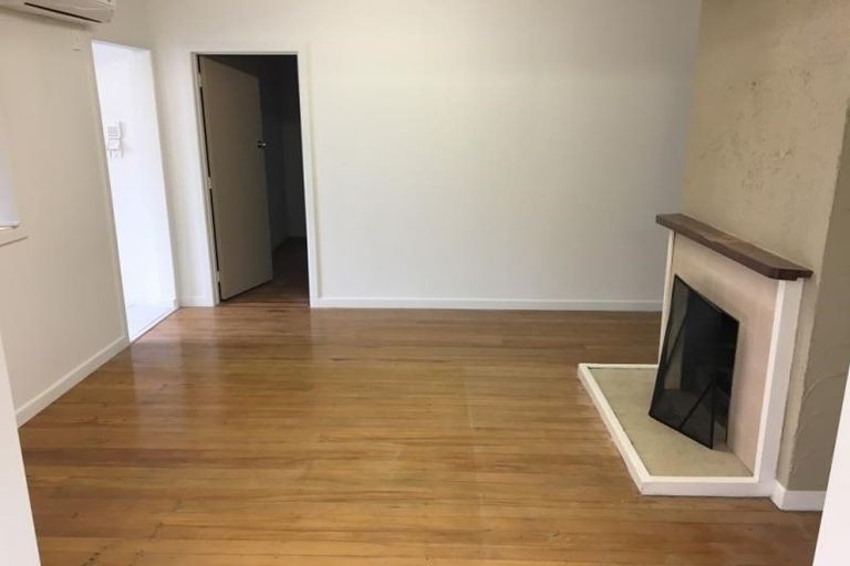 Photo of property in 2/41 Alfriston Road, Manurewa East, Auckland, 2102