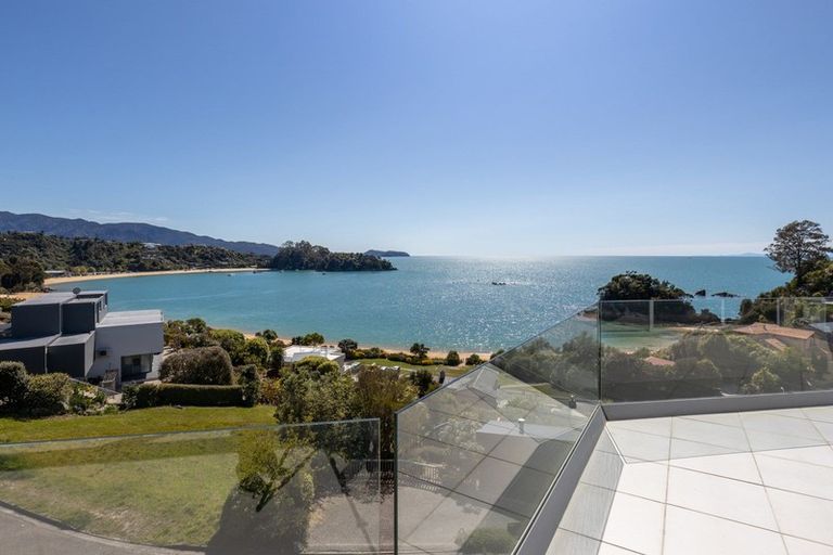 Photo of property in 35 Torlesse Drive, Kaiteriteri, Motueka, 7197