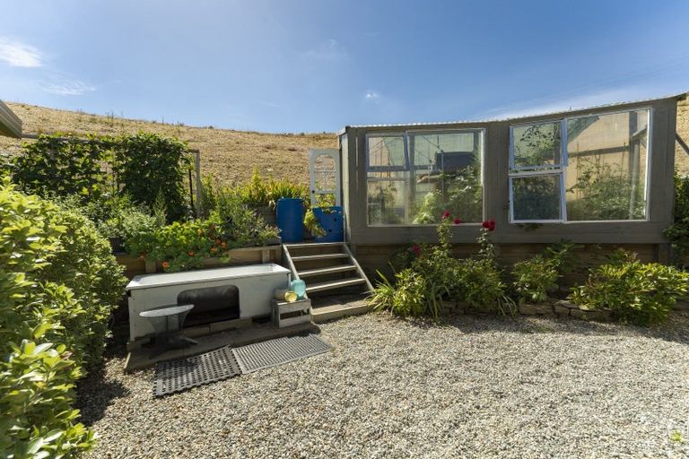 Photo of property in 105 Mcarthur Road, Springvale, Alexandra, 9391