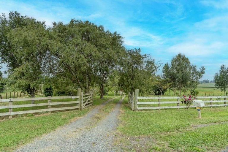 Photo of property in 105 Barrett Road, Temple View, Hamilton, 3290
