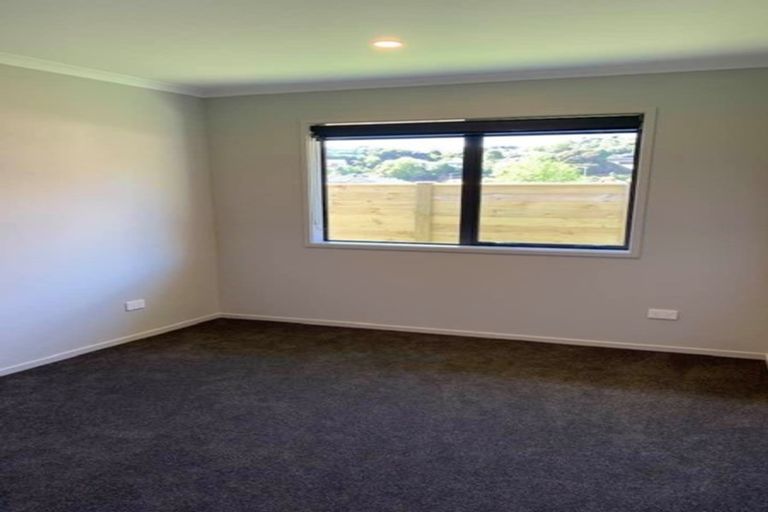 Photo of property in 15 Shearwater Lane, Whitby, Porirua, 5024