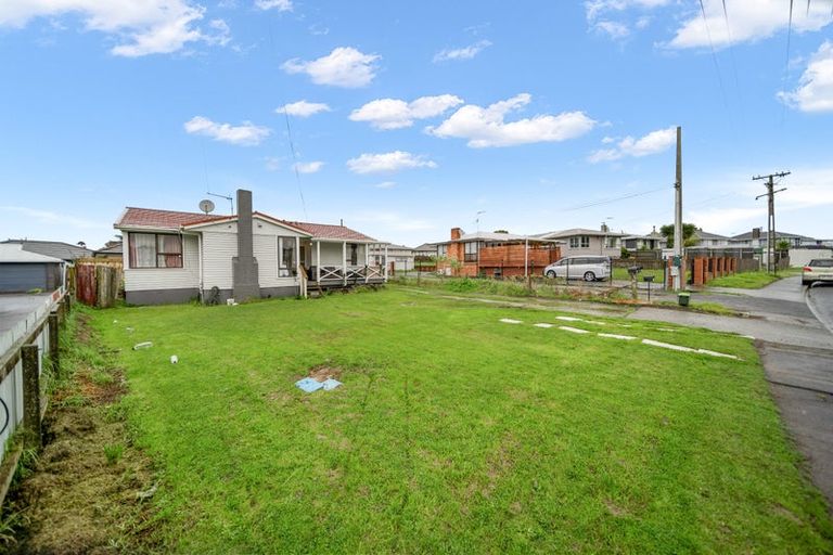 Photo of property in 14 Wakelin Road, Mangere East, Auckland, 2024