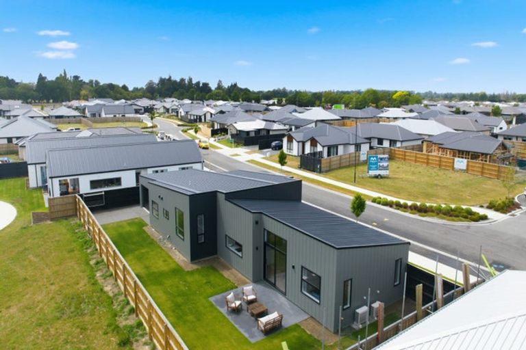 Photo of property in 12 Steggall Road, Rangiora, 7400