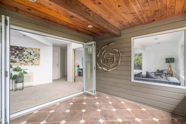 Photo of property in 299 School Road, Waimauku, 0881