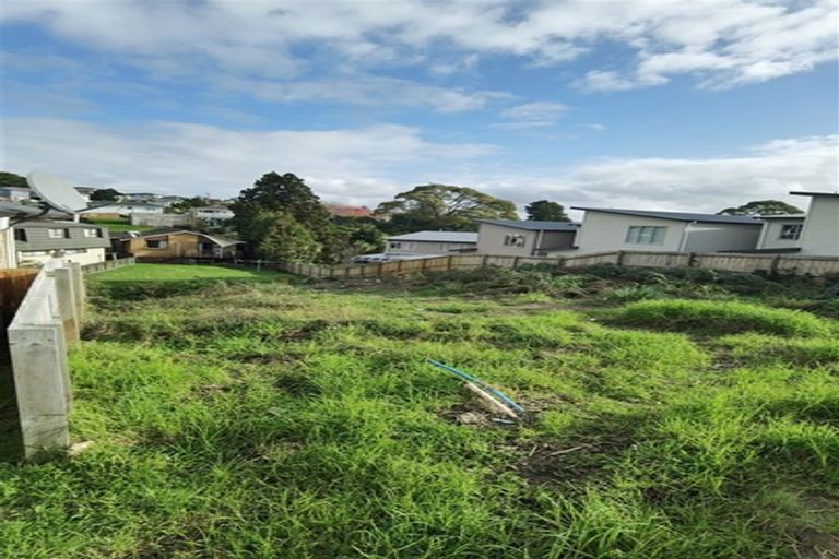 Photo of property in 82 Sungrove Rise, Sunnyvale, Auckland, 0612