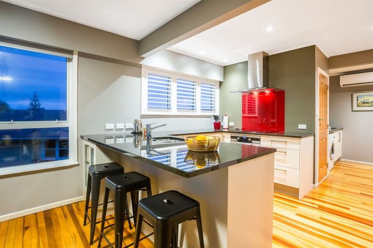 Photo of property in 22 Ernest Street, Ranui, Porirua, 5024