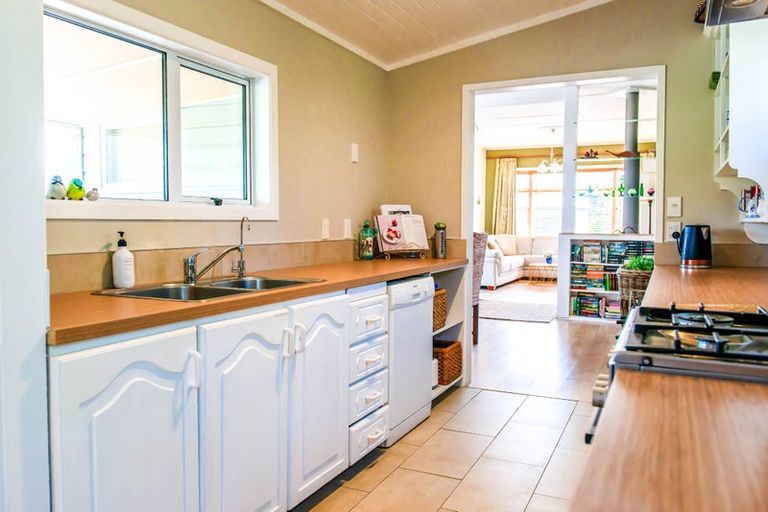 Photo of property in 10a Hill Street, Lawrence, 9532